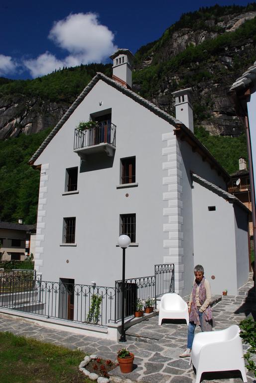 Апартаменты Il Borgo Antico Cadarese Экстерьер фото